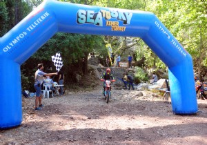 Sea To Sky Enduro Motosiklet Yarna  Orman Etabyla Devam